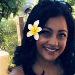 Meet your Posher, Sima